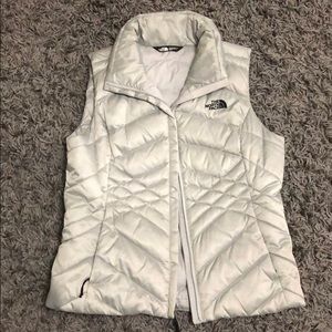 North face vest